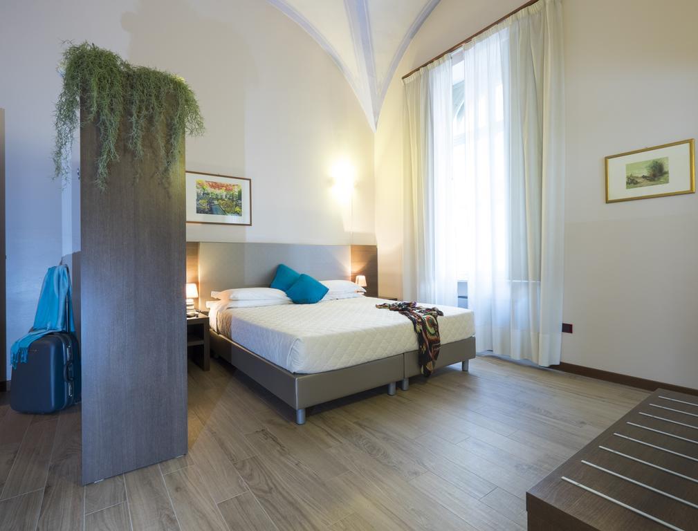 Residence Caffe Savona Alba  Bagian luar foto